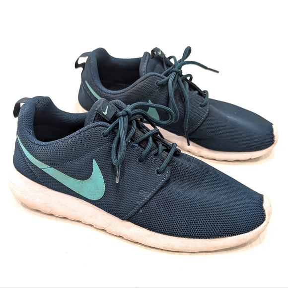 NIKE Roche One Midnight Turquoise Running Shoes Sneakers size 9 women's - Picture 1 of 13